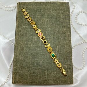 Gold Cameo Slider Charm Bracelet